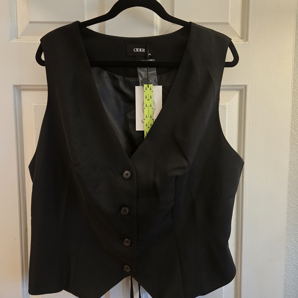 Cider Charcoal Buttoned Vest
